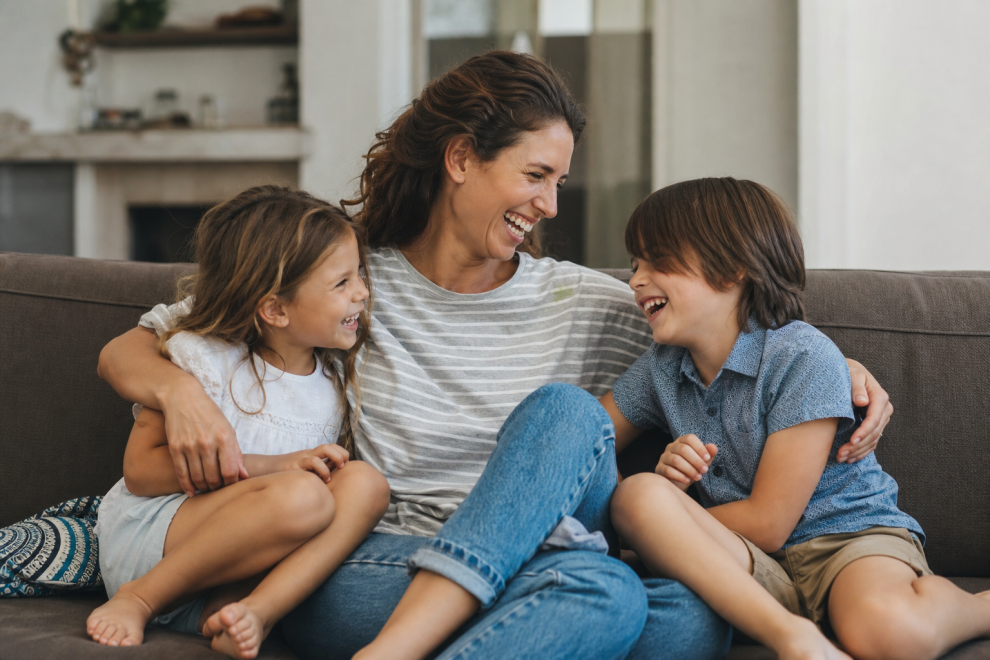 Single Parenting - 6 Tips for the Single Parent 15 A happy single parent spending quality time with their two children