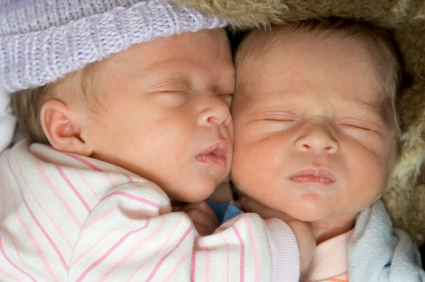 Tips for Breastfeeding Moms of Multiples 7 twin babies sleeping