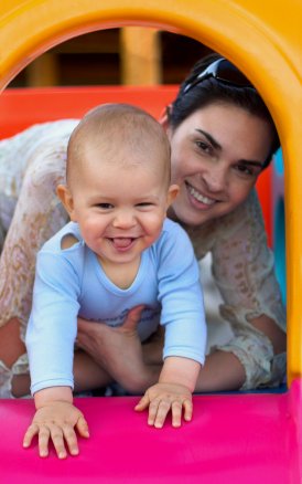 Baby Development - Why Play Matters 7 mommy and baby