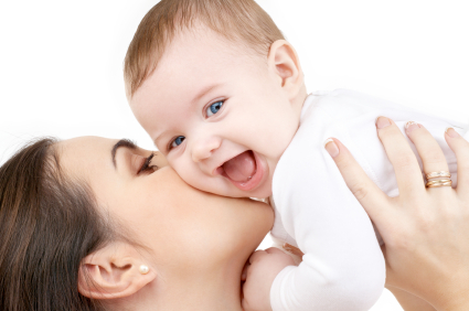 20 Tips for Bonding with Your Baby 7 mom and happy baby