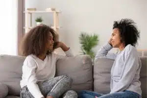 Effective Communication with Teens: Building Trust and Understanding in the Digital Age 9 effective communication between a mom and daughter