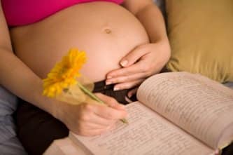 Tips for Creating a Pregnancy Scrapbook/Journal 7 pregnancy journal